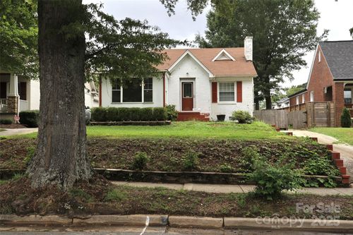2629 Commonwealth Ave, Charlotte, NC, 28205-5342 | Card Image