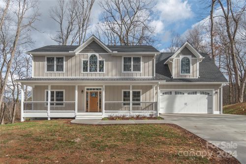 255 Cougar Trl, Clyde, NC, 28721-0669 | Card Image