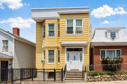123 Oliver Ave, Yonkers, NY, 10701-6107 | Card Image