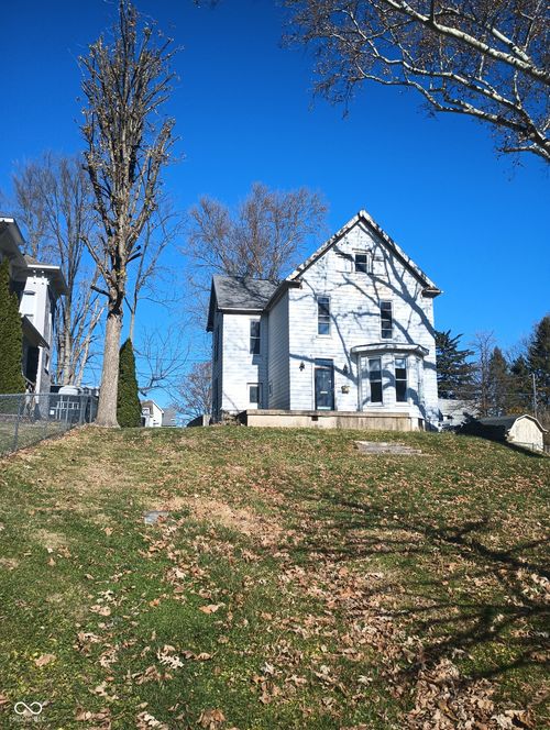 316 E 5th St, Rushville, IN, 46173-1627 | Card Image