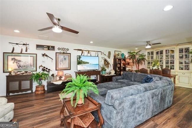 405 Laurel Spring Ct, House other with 4 bedrooms, 3 bathrooms and null parking in Canton GA | Image 49