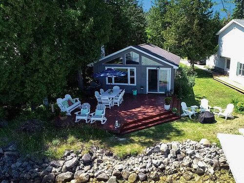 4614 Hopkins Ln, Kewadin, MI, 49648 | Card Image