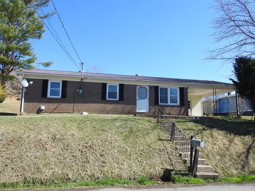 101 Hanks St, Galax, VA, 24333-3213 | Card Image