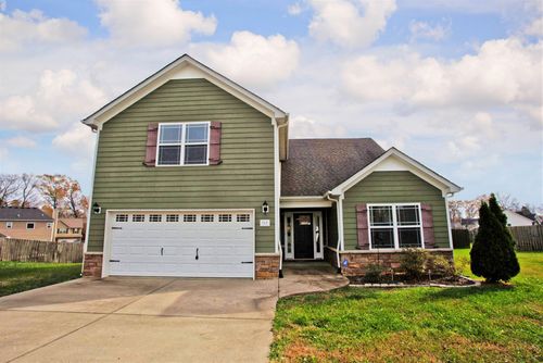 717 Elm St, Clarksville, TN, 37040-6243 | Card Image