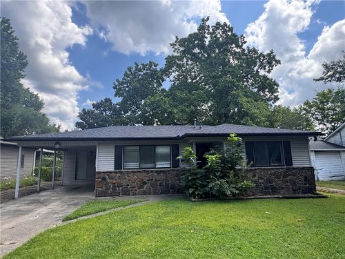 1420 S West Ave, Fayetteville, AR, 72701-6426 | Card Image