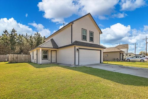 802 Road 5138, Cleveland, TX, 77327-1384 | Card Image