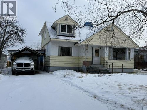 {{alt}} | Card Image