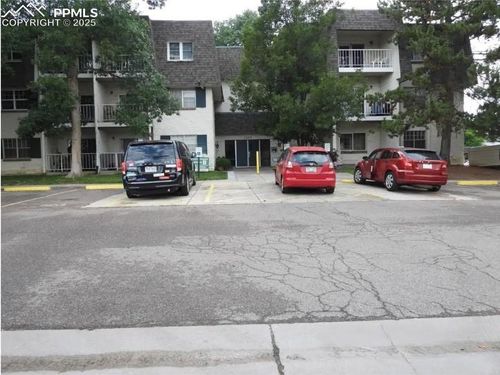 unit-103-2225 S Jasmine St, Denver, CO, 80222-5714 | Card Image