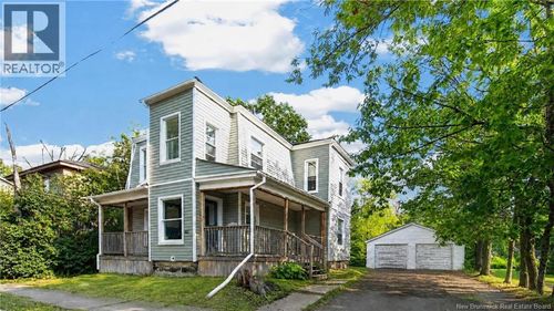 42 Railway Ave, Moncton, NB, E1C2E1 | Card Image
