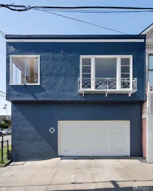 400 Hearst Ave, San Francisco, CA, 94112-1351 | Card Image