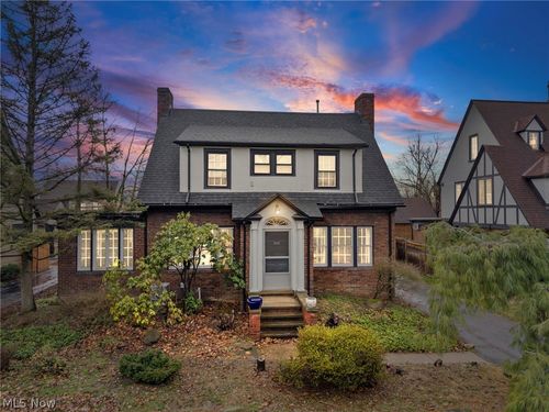 3172 Warrington Rd, Shaker Heights, OH, 44120-2429 | Card Image