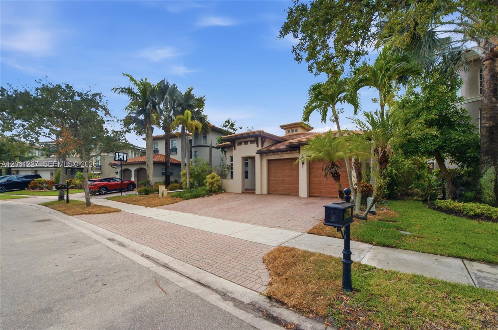 Residential in Parkland 3