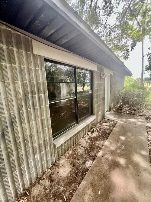 2-2321 Sw 31st Pl, GAINESVILLE, FL, 32608-2877 | Card Image