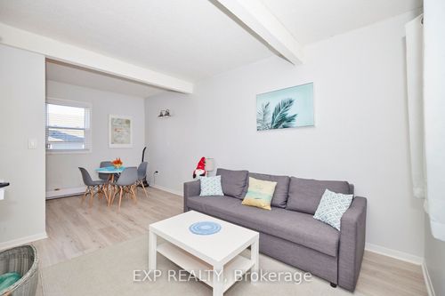 2-4675 Queen St, Niagara Falls, ON, L2E2L9 | Card Image