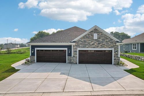 0101-2127 Bluestem Drive Drive, Waukesha, WI, 53188 | Card Image