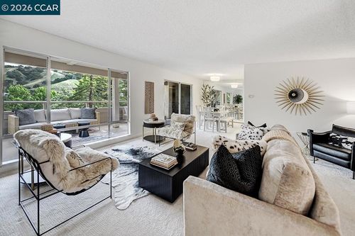 4c-1129 Avenida Sevilla, Walnut Creek, CA, 94595-3773 | Card Image