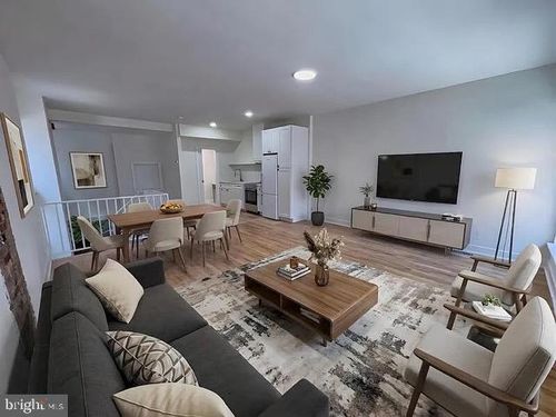 apt-1f-536 N 19th St, PHILADELPHIA, PA, 19130-4315 | Card Image