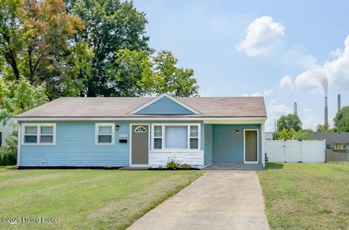 7208 Betsy Ross Dr, Louisville, KY, 40272-1202 | Card Image