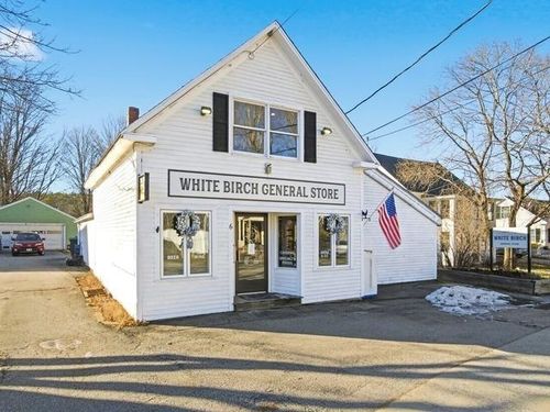 6 Main St, Bennington, NH, 03442-4109 | Card Image