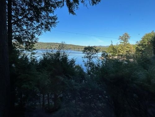 792 Bunker Rd, New London, NH, 03257-5527 | Card Image