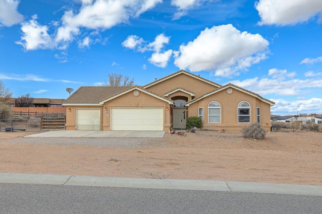 2509 Flagstone Road Ne, House other with 4 bedrooms, 1 bathrooms and null parking in Rio Rancho NM | Image 2