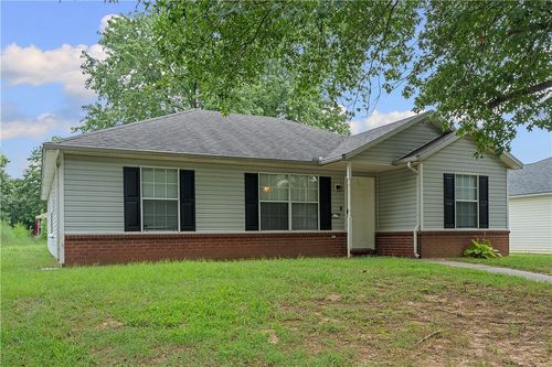 5677 W Fountain St, Fayetteville, AR, 72704-5565 | Card Image