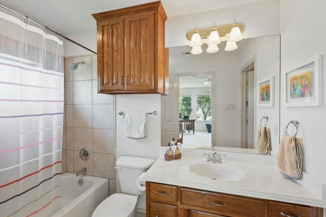8913 Sunrise Point Ct, House other with 4 bedrooms, 4 bathrooms and null parking in Fort Worth TX | Image 33