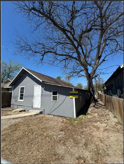 1111 Delgado St, San Antonio, TX, 78207-1507 | Card Image