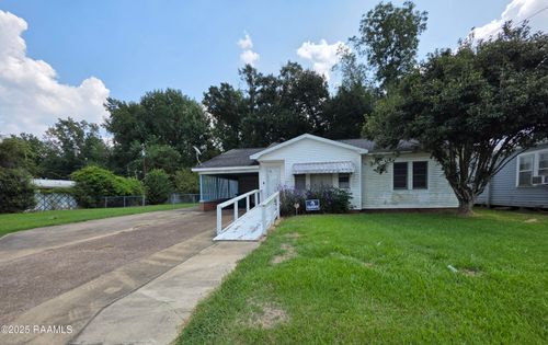 515 N Dupre St, Ville Platte, LA, 70586-3011 | Card Image