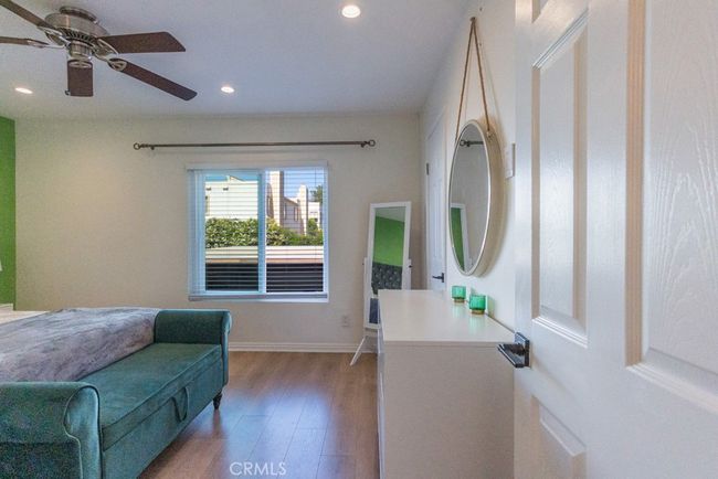 169 - 18350 Hatteras St, Condo with 1 bedrooms, 1 bathrooms and 2 parking in Tarzana CA | Image 13