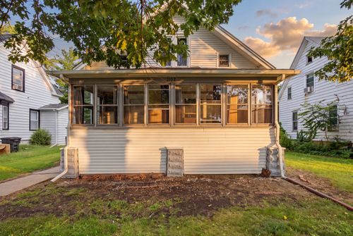 2132 9th Street, Rockford, IL, 61104 | Card Image