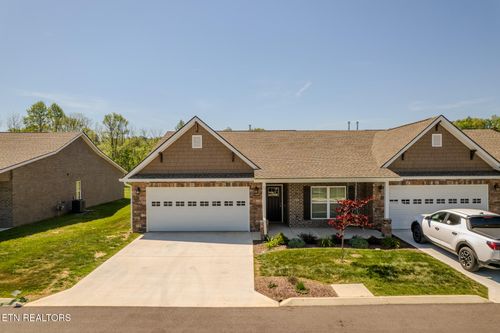 728 Snowflower Cir, Pigeon Forge, TN, 37863-2903 | Card Image