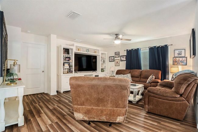 7639 Broad Pointe Dr, House other with 4 bedrooms, 2 bathrooms and null parking in ZEPHYRHILLS FL | Image 6