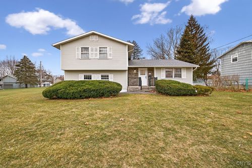 12 Kiwi Path, Liverpool, NY, 13090-3304 | Card Image