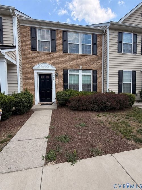 907 Kitty Hamilton Cir, Ashland, VA, 23005-2489 | Card Image