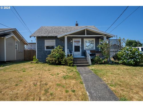 6831 Se 83rd Ave, Portland, OR, 97266-5818 | Card Image