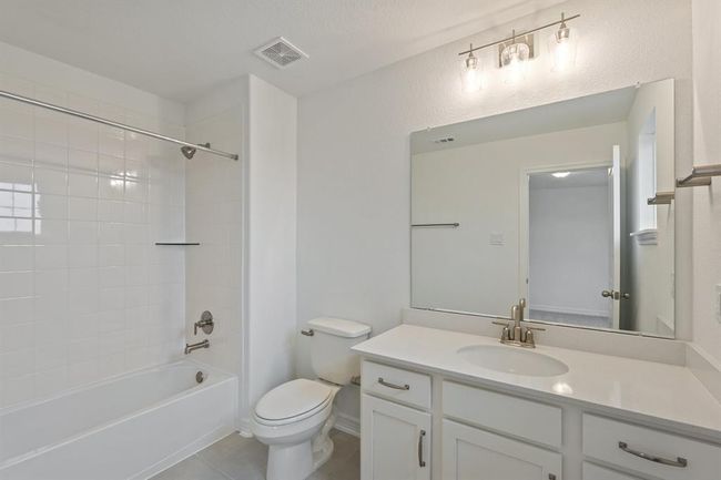 Note: Sample product photo. Actual exterior and interior selections may vary by homesite. Photo may be virtually staged | Image 18