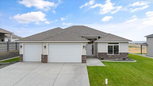 2876 S Belfair Pl, Kennewick, WA, 99338-5663 | Card Image