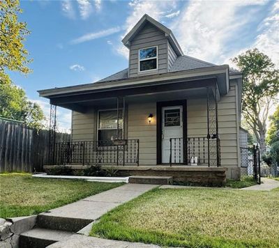 323 Lawndale Avenue, House other with 2 bedrooms, 1 bathrooms and null parking in Kansas City MO | Image 1