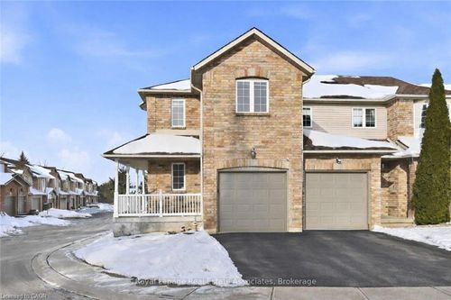 35-346 Highland Rd W, Stoney Creek, ON, L8J3T3 | Card Image