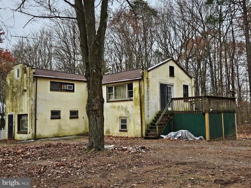 201 Tipton Rd, Tyrone, PA, 16686-7006 | Card Image