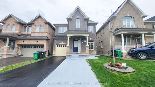 7 Spokanne St, Brampton, ON, L6R4A2 | Card Image