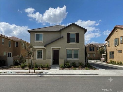 5945 Silveira St, Corona, CA, 92880 | Card Image