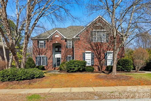 8526 Wren Creek Dr, Charlotte, NC, 28269-6178 | Card Image