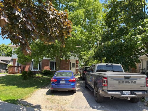 43 Christie Cres, Barrie, ON, L4N4V2 | Card Image