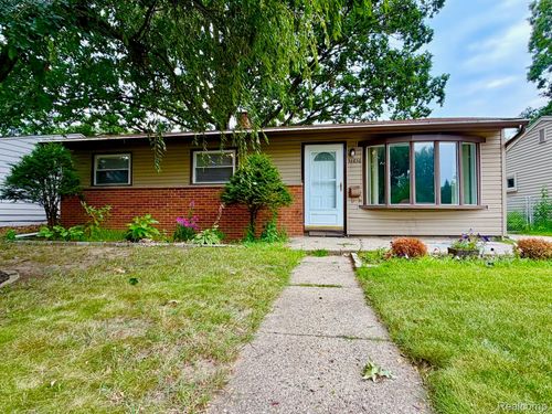 34856 Fairchild St, Westland, MI, 48186-8409 | Card Image