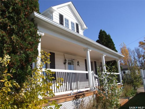 126 Jubilee Street, Burstall, SK, S0N0H0 | Card Image