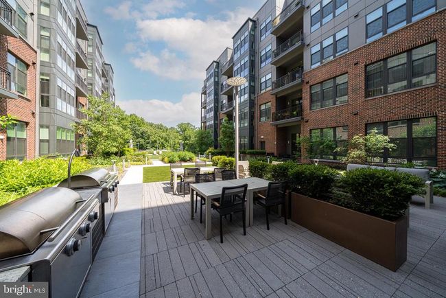 APT-102 - 1761 Old Meadow Rd, Condo with 2 bedrooms, 3 bathrooms and null parking in MCLEAN VA | Image 48