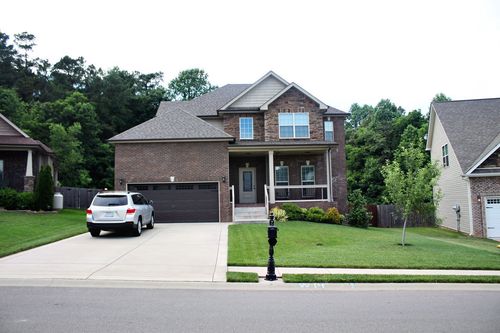 1417 Brew Moss Dr, Clarksville, TN, 37043-1468 | Card Image