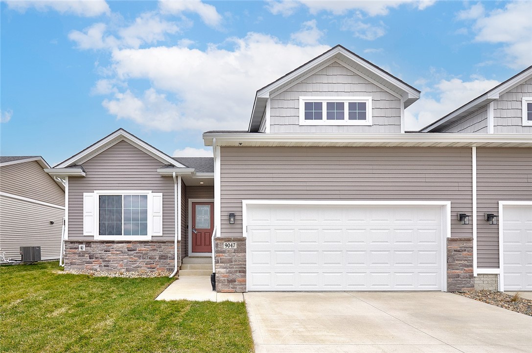 Mockingbird Dr, West Des Moines, IA 50266